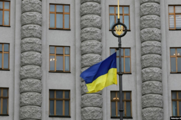 Чому іноземні журналісти ходили по колу і чи треба було повертати логіку системі?