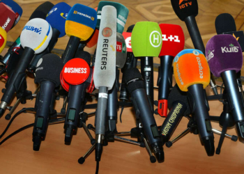 Війна без облич: чому з українських медіа зникають історії військових та репортажі з фронту