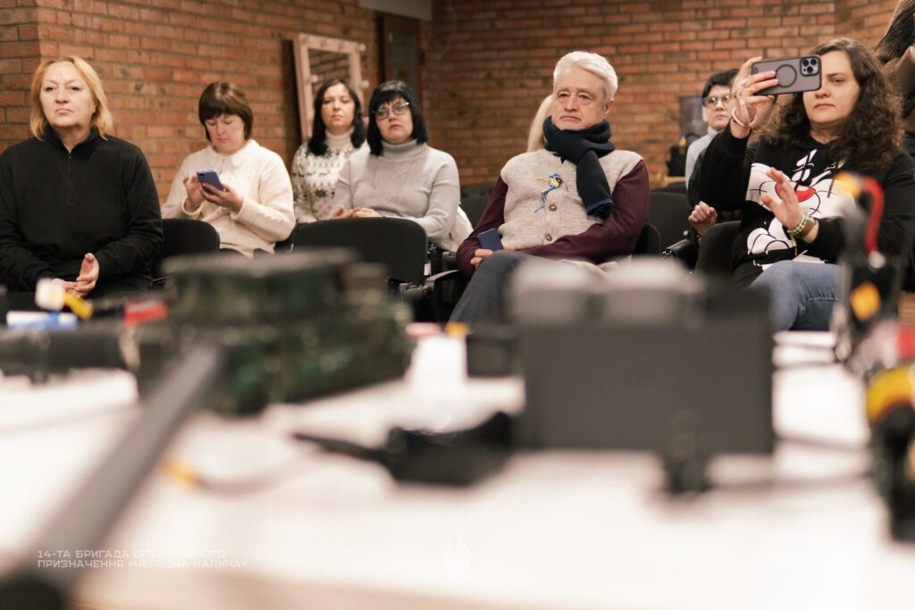 «Протокол: НЕБО». Військові бригади «Червона Калина» провели тактичний вишкіл для журналістів 2