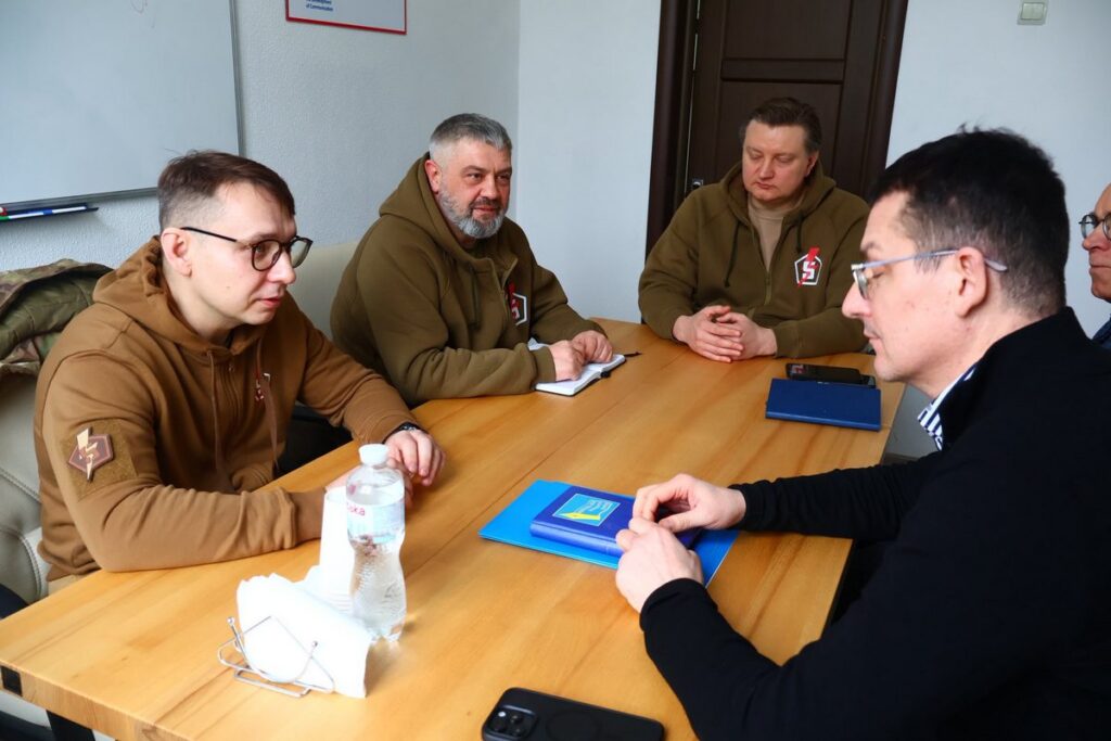 «Маестро» зі зброєю і нотами — і нове партнерство журналістів та воїнів 3