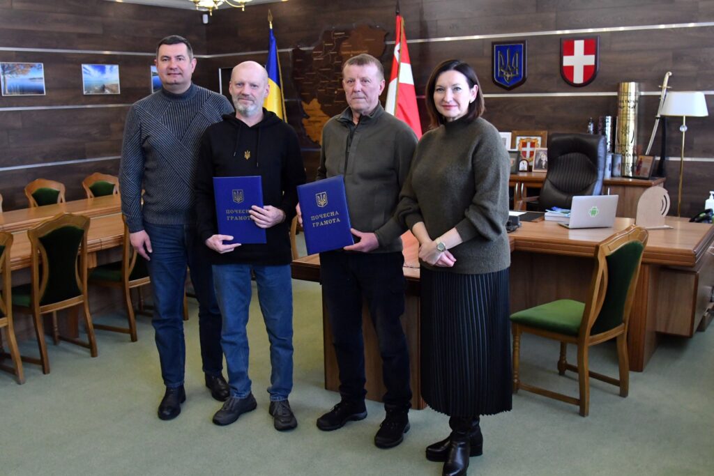 Журналістика стала частиною військової спеціалізації: на Волині відзначили колег у погонах 24 Журналістика стала частиною військової спеціалізації: на Волині відзначили колег у погонах 7