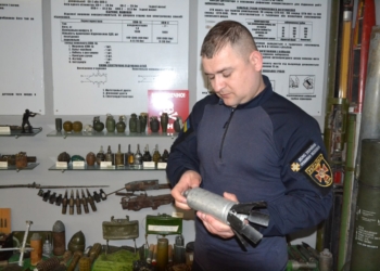Як зберегти власне життя і допомогти тим, хто поруч: тренінг для медійників у Чернівцях
