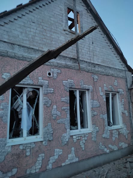 Журналіст-фрілансер Фелікс Короткевич з прифронтового Вільнянська внаслідок атаки шахедів втратив оселю і дивом врятувався сам 19 Журналіст-фрілансер Фелікс Короткевич з прифронтового Вільнянська внаслідок атаки шахедів втратив оселю і дивом врятувався сам 2