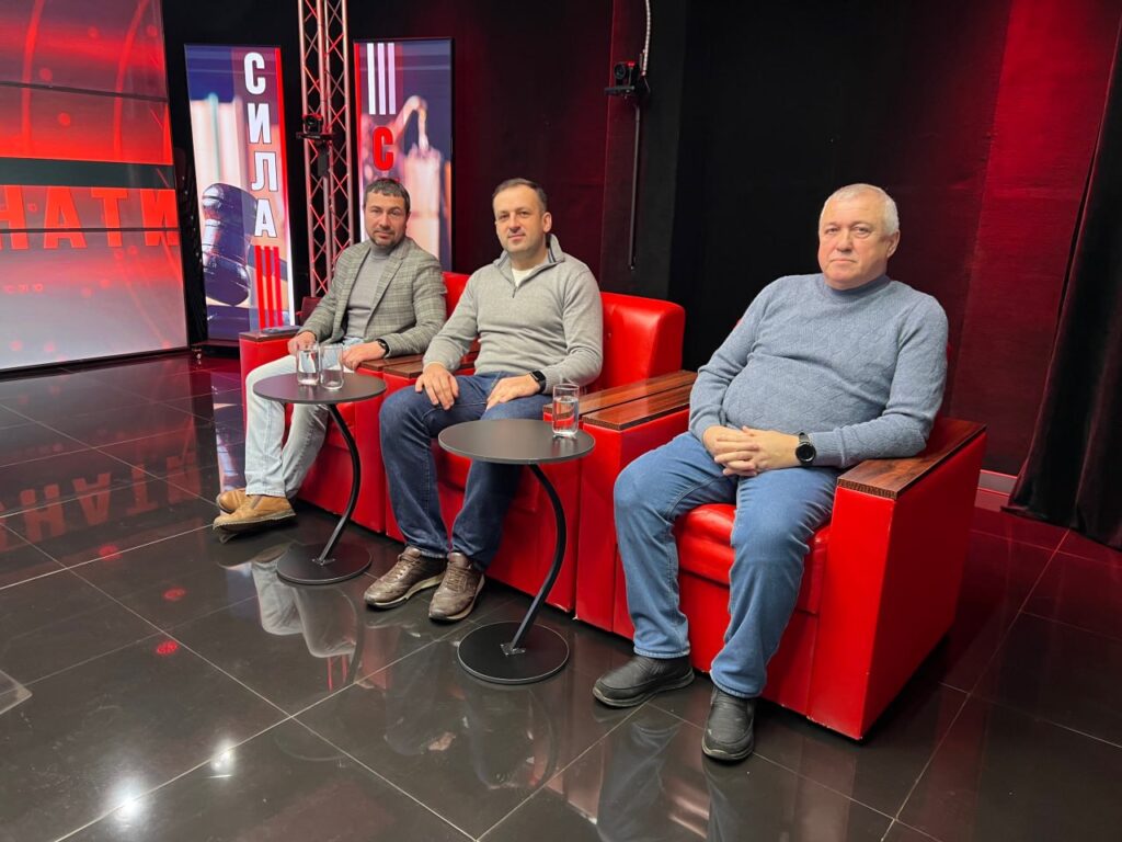 Телеміст «Від прифронтових міст до тилу: журналістика в умовах війни в Україні» - професійний діалог 14