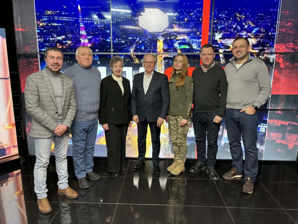 Телеміст «Від прифронтових міст до тилу: журналістика в умовах війни в Україні» - професійний діалог 2