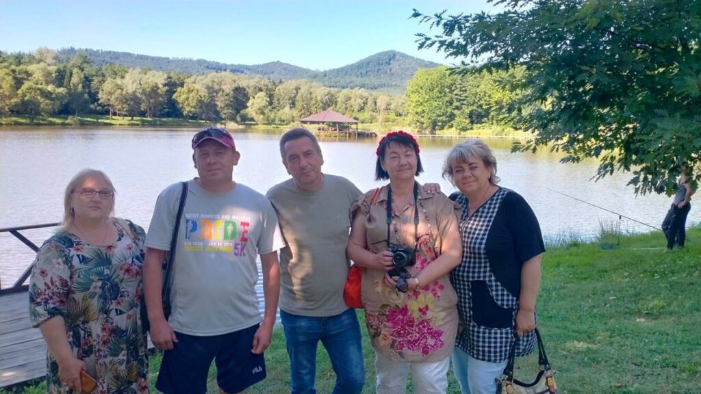 «І в редакції, і в армії – не тільки робота. Це – місія»: Олександр Назаренко, голова Чернігівської обласної організації НСЖУ, військовослужбовець ЗСУ 21 «І в редакції, і в армії – не тільки робота. Це – місія»: Олександр Назаренко, голова Чернігівської обласної організації НСЖУ, військовослужбовець ЗСУ 4