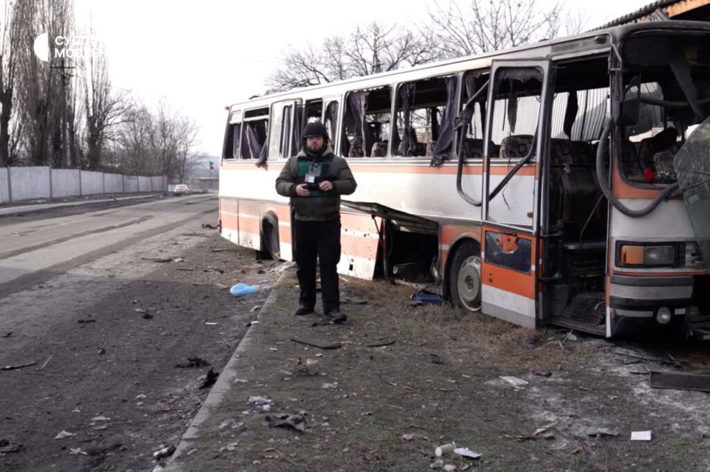 Знімальна група Суспільне Дніпро під час роботи потрапила під російську атаку 1