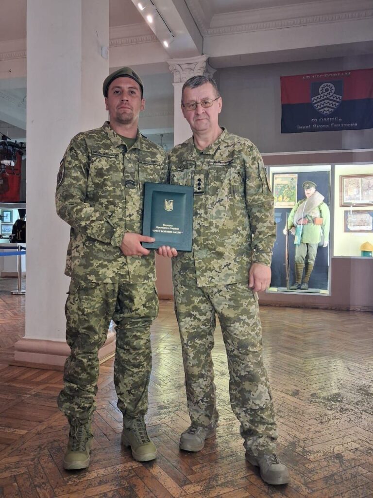 Олександр Филь: «Історії Героїв України потрібно записувати зараз, по-живому…» 19 Олександр Филь: «Історії Героїв України потрібно записувати зараз, по-живому…» 2