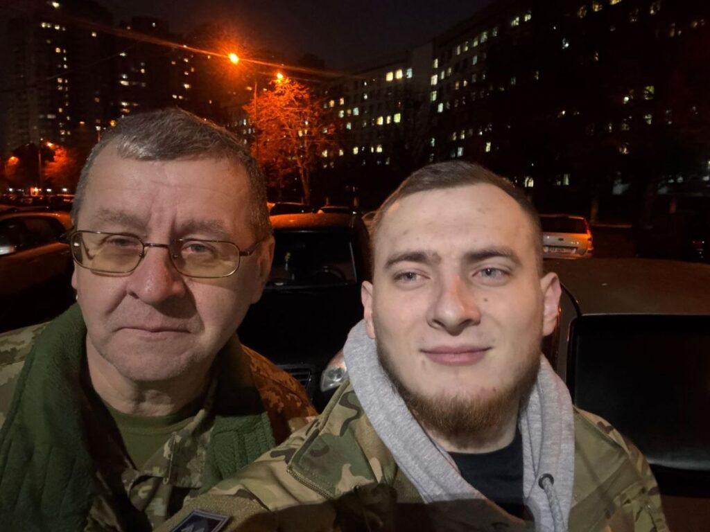 Олександр Филь: «Історії Героїв України потрібно записувати зараз, по-живому…» 21 Олександр Филь: «Історії Героїв України потрібно записувати зараз, по-живому…» 4