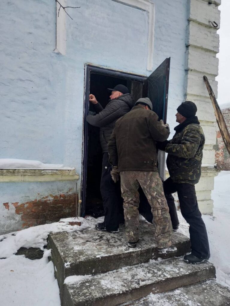 Ворожі удари по Сновську: постраждала редакція газети «Промінь» 1