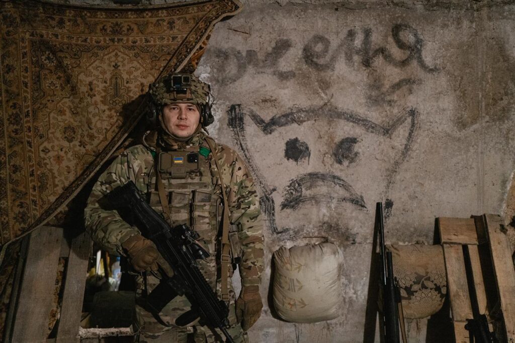 «Ми – очі цієї війни», – медійники в погонах про свою роботу напередодні Дня військового журналіста 13