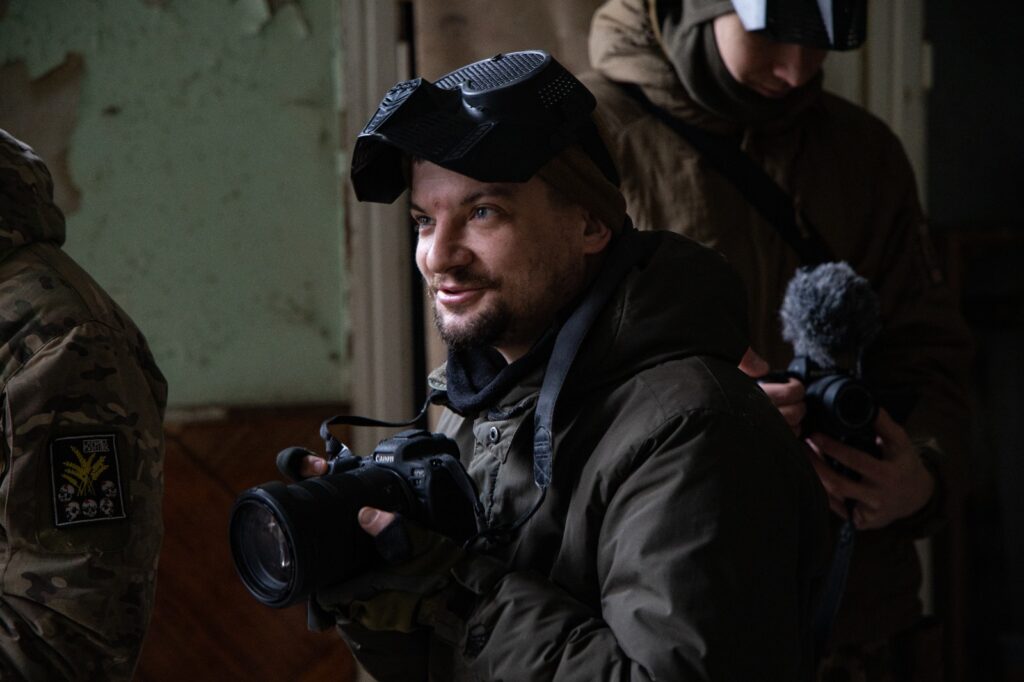 «Ми – очі цієї війни», – медійники в погонах про свою роботу напередодні Дня військового журналіста 25