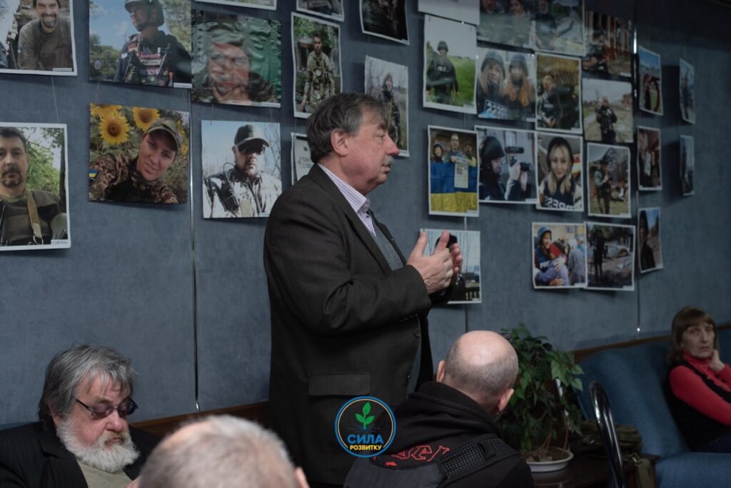 «У кожного своя війна»: у Запоріжжі згадали чотири роки боротьби і загиблих журналістів 10