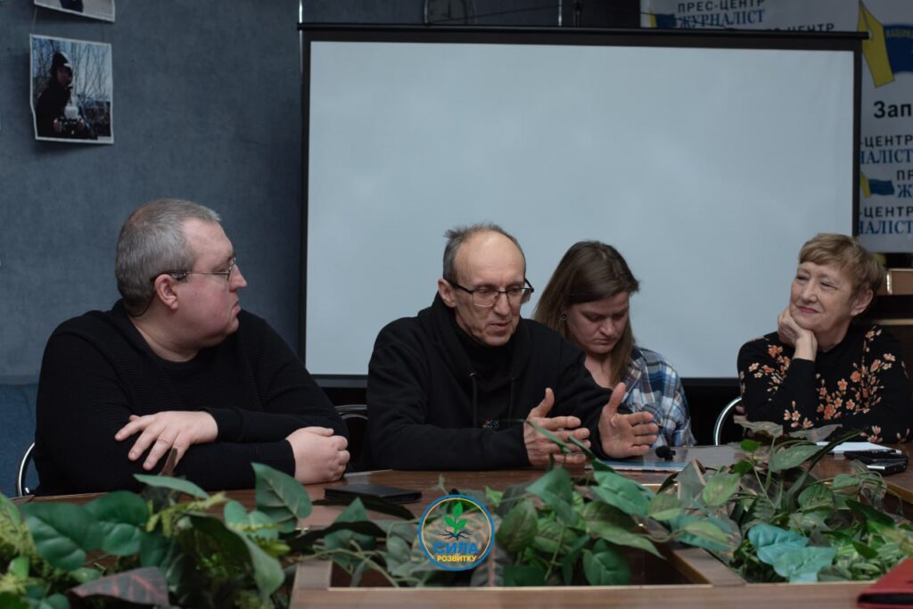 «У кожного своя війна»: у Запоріжжі згадали чотири роки боротьби і загиблих журналістів 7