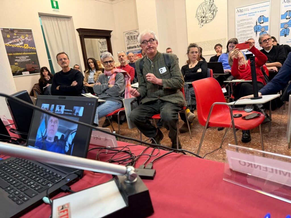 «Українські журналісти — це люди, які ніколи не здаються»: у Мілані відкрили фотовиставку НСЖУ 6