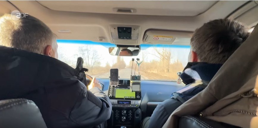 Захисного спорядження вже недостатньо: німецькі журналісти взяли «Чуйку» в Харківському ЦЖС 2