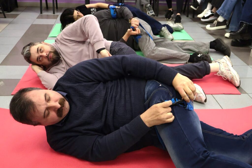 «Наше завдання – дати шанс дочекатися медиків»: у Дніпрі медійників навчали діям у критичних ситуаціях 8