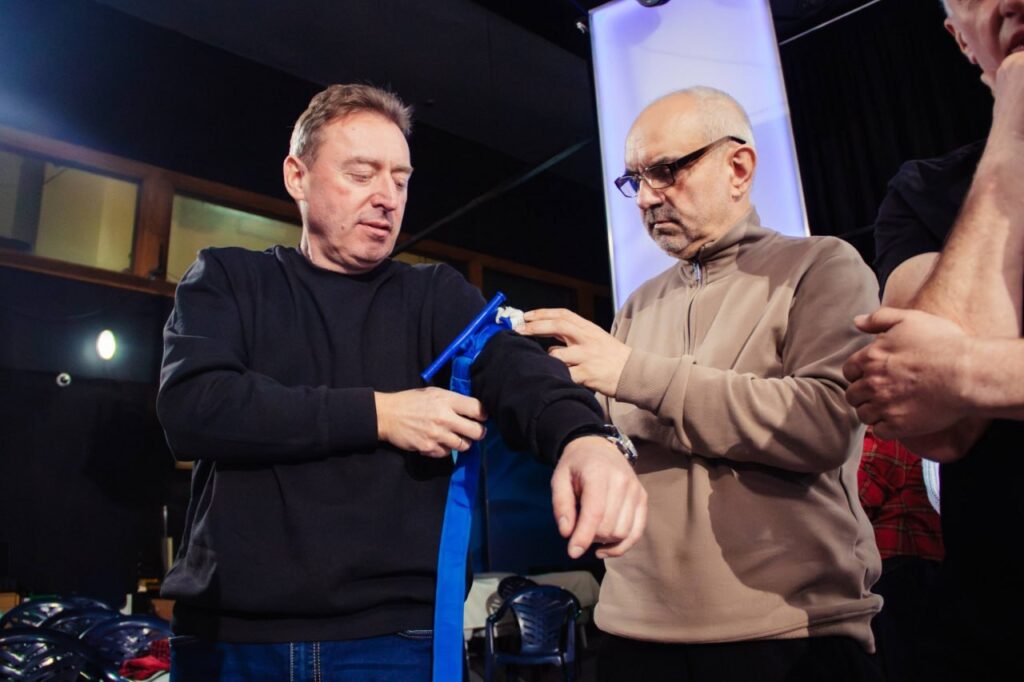 Як діяти у критичних ситуаціях та зберегти життя: Івано-Франківський ЦЖС організував тренінг для прикарпатських медійників 29 Як діяти у критичних ситуаціях та зберегти життя: Івано-Франківський ЦЖС організував тренінг для прикарпатських медійників 12