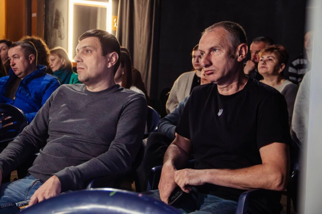 Як діяти у критичних ситуаціях та зберегти життя: Івано-Франківський ЦЖС організував тренінг для прикарпатських медійників 30 Як діяти у критичних ситуаціях та зберегти життя: Івано-Франківський ЦЖС організував тренінг для прикарпатських медійників 13