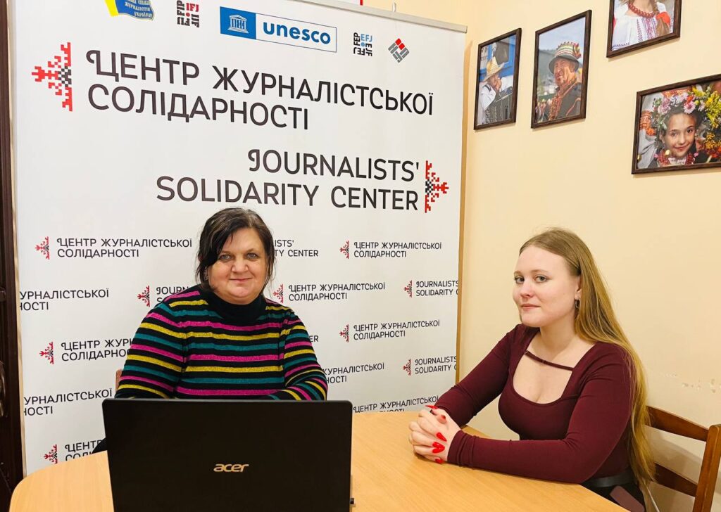 Навчання, досвід і мотивація: в Івано-Франківському ЦЖС найактивніші учасники тренінгів із психологічної підтримки медійників отримали сертифікати 18 Навчання, досвід і мотивація: в Івано-Франківському ЦЖС найактивніші учасники тренінгів із психологічної підтримки медійників отримали сертифікати 1