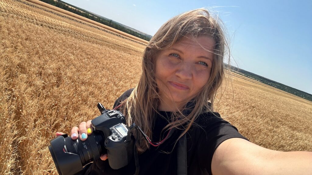 «Ми готові створювати життя на руїнах»: історія херсонської журналістки Олени Гнітецької 6