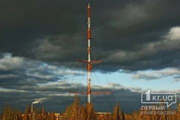 Наслідки удару по телевежі у Кривому Розі: частина мовників перейшла на резервні потужності