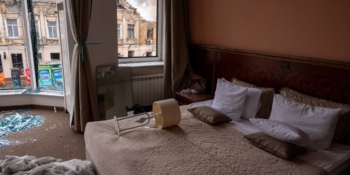 «Дрони пікірували з пронизливим криком»: британський журналіст про атаку шахедів на Одесу