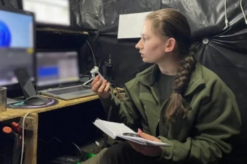 Контужена, витягувала побратима з-під завалів: на Херсонщині поранено колишню журналістку з Київщини