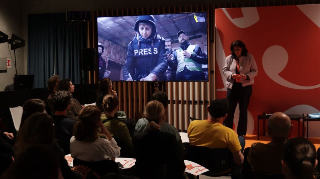 «Солідарність між журналістами не обмежується кордонами», — Сергій Томіленко на європейському фестивалі Voices 2026 1