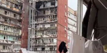 Атака на Дніпро: житло медійниці зазнало ушкоджень