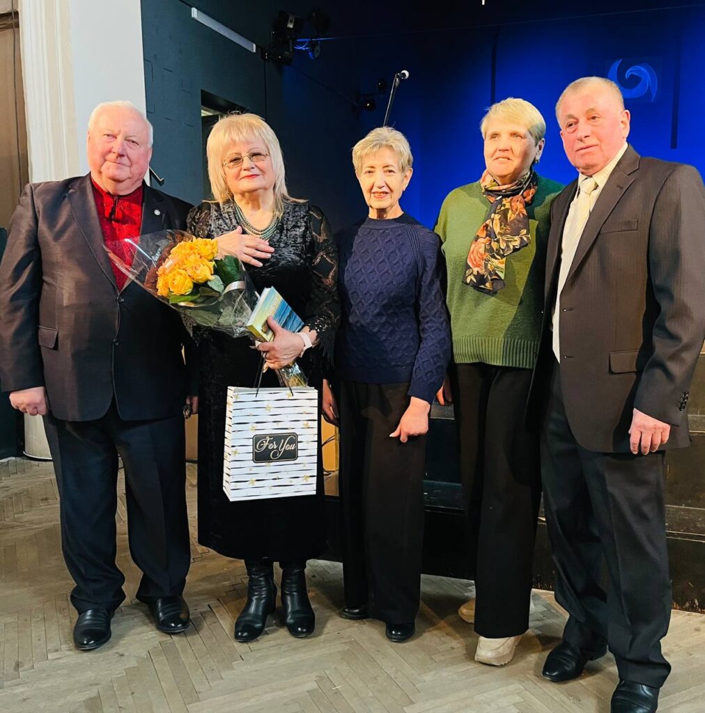 Спілчанка Ольга Руданець презентувала свою книгу "Ковчег"   1