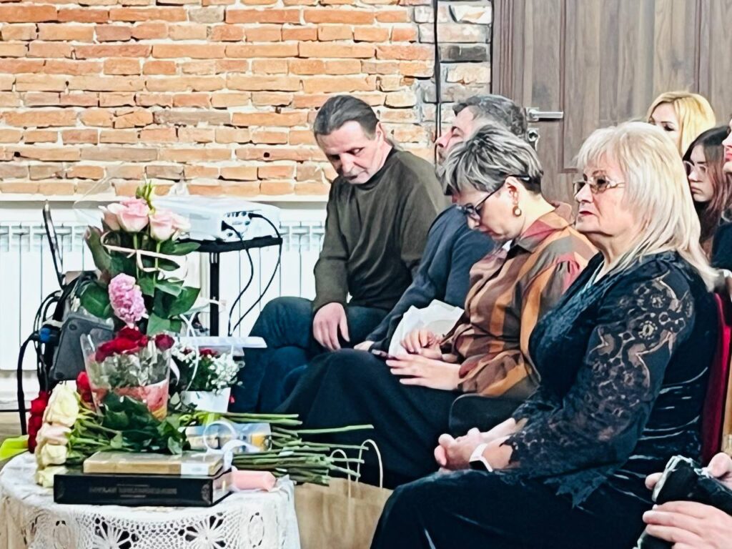 Спілчанка Ольга Руданець презентувала свою книгу "Ковчег"   5