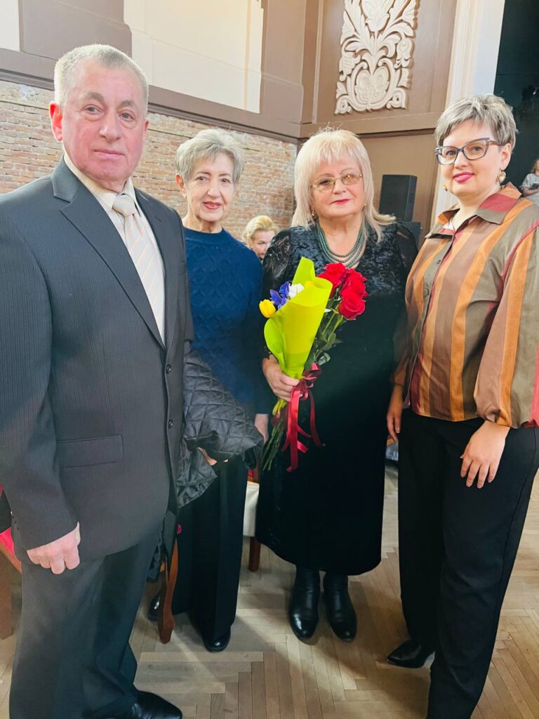 Спілчанка Ольга Руданець презентувала свою книгу "Ковчег"   6