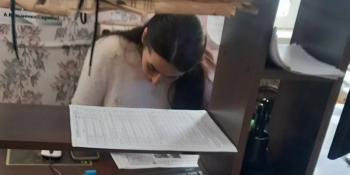 «Скрізь скло, шахеди гудуть над головами — а ми робимо газету»: як «Промінь» із Чернігівщини долає виклики темних часів війни 21 «Скрізь скло, шахеди гудуть над головами — а ми робимо газету»: як «Промінь» із Чернігівщини долає виклики темних часів війни