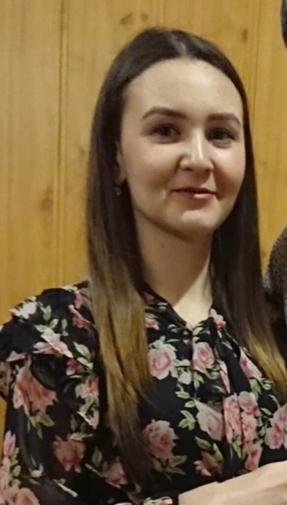 “Ми не знаємо, чи вона жива”. Історія викраденої в Мелітополі журналістки Анастасії Глуховської 21 “Ми не знаємо, чи вона жива”. Історія викраденої в Мелітополі журналістки Анастасії Глуховської 4