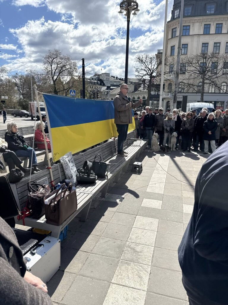 Голова НСЖУ Сергій Томіленко виступив у Стокгольмі на Måndagsrörelsen: «Журналісти важливі» 2