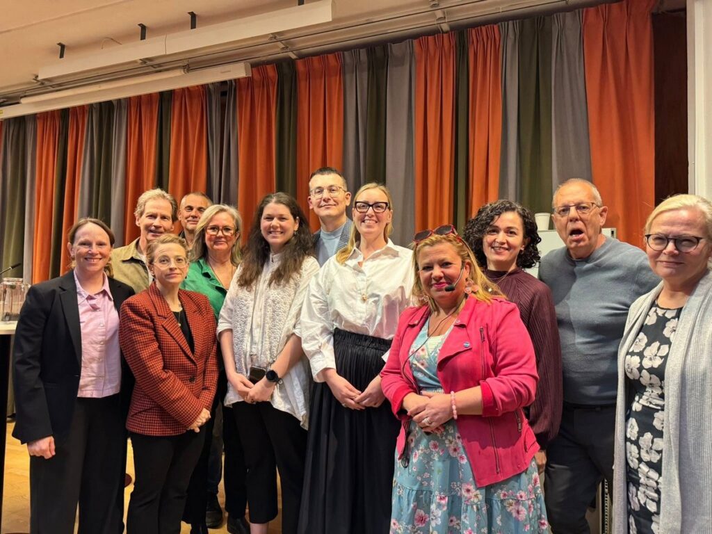 «Поки наші журналісти в полоні – ця тема має звучати голосно», - Сергій Томіленко на вечорі солідарності в Стокгольмі 9