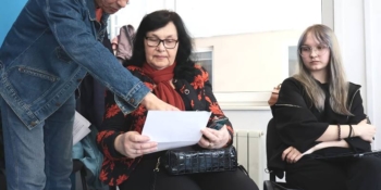 «Ми захищаємось не від людей, а від себе»: як навчитися керувати емоціями у спілкуванні