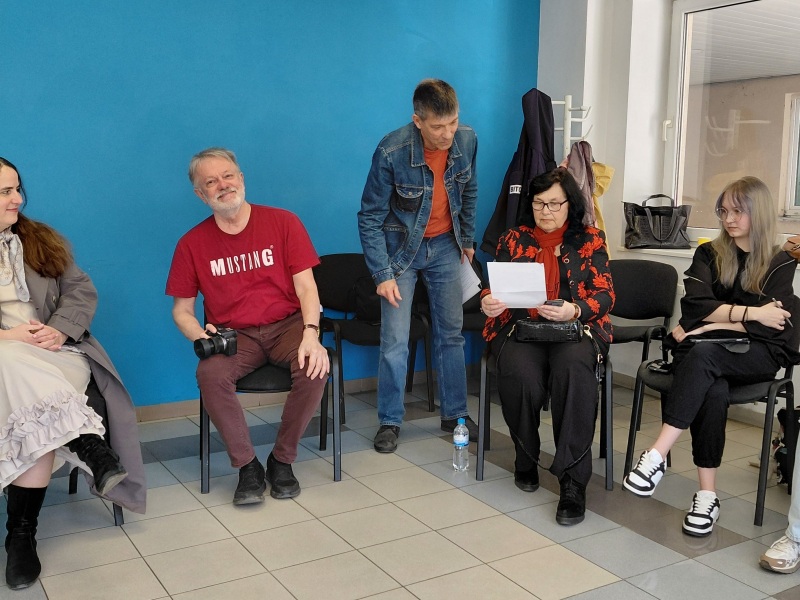 «Ми захищаємось не від людей, а від себе»: як навчитися керувати емоціями у спілкуванні 7