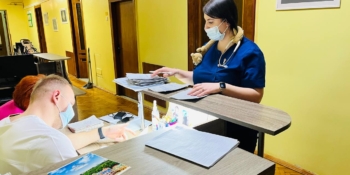 «Партнерство задля Перемоги»: за підтримки Івано-Франківського ЦЖС  чотирирічну дитину з України відправили на лікування в Італію