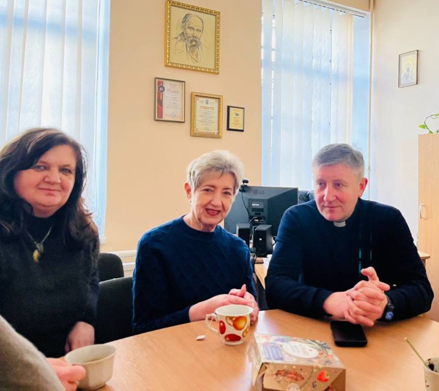 «Партнерство задля Перемоги»: за підтримки Івано-Франківського ЦЖС  чотирирічну дитину з України відправили на лікування в Італію 1