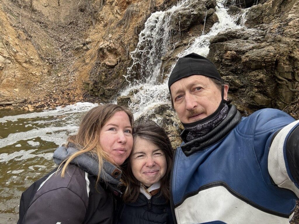 Зі Сходу до Заходу на мотоциклі: незвичне хобі телеоператорки із Запоріжжя 3