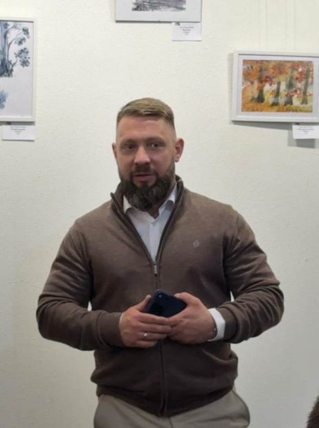 Відродження після темряви: виставка акварелей воєнкора Івана Любиша-Кірдея 4