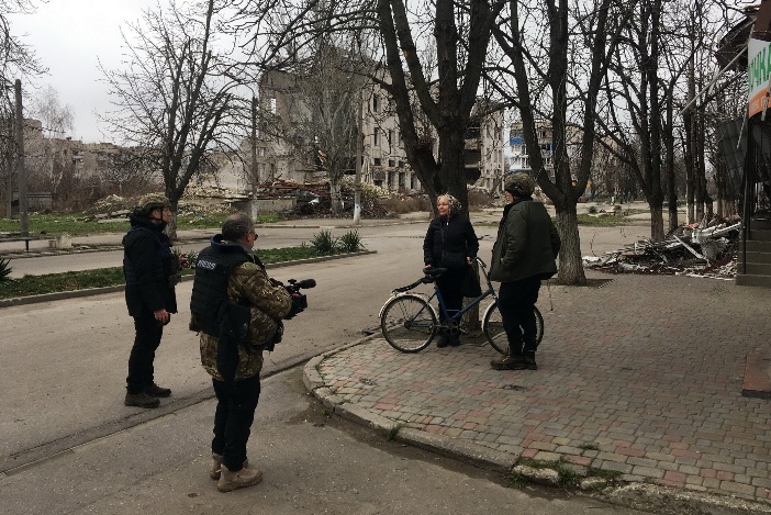 «Борис Джонсон попросився на передову». За лаштунками одного відрядження, або як пресофіцери 65-ої бригади організовували візит найвідомішого журналіста світу 10