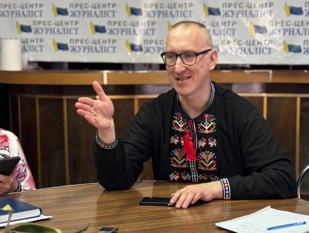 Він обрав Україну серцем:  історія литовського журналіста, який став своїм на передовій 1