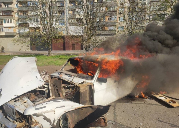 «Горобців у Нікополі менше, ніж дронів»: як радіо «Ностальжі» залишається голосом міста