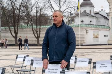 Владислав Єсипенко: «У Сімферополі є філія «Ізоляції», де люди – привиди»…