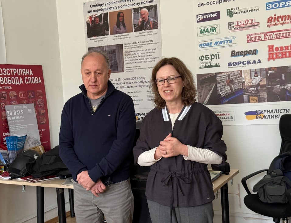 Подяка від «Залізного генерала»: прифронтові редактори отримали відзнаки від Валерія Залужного 22 Подяка від «Залізного генерала»: прифронтові редактори отримали відзнаки від Валерія Залужного 5