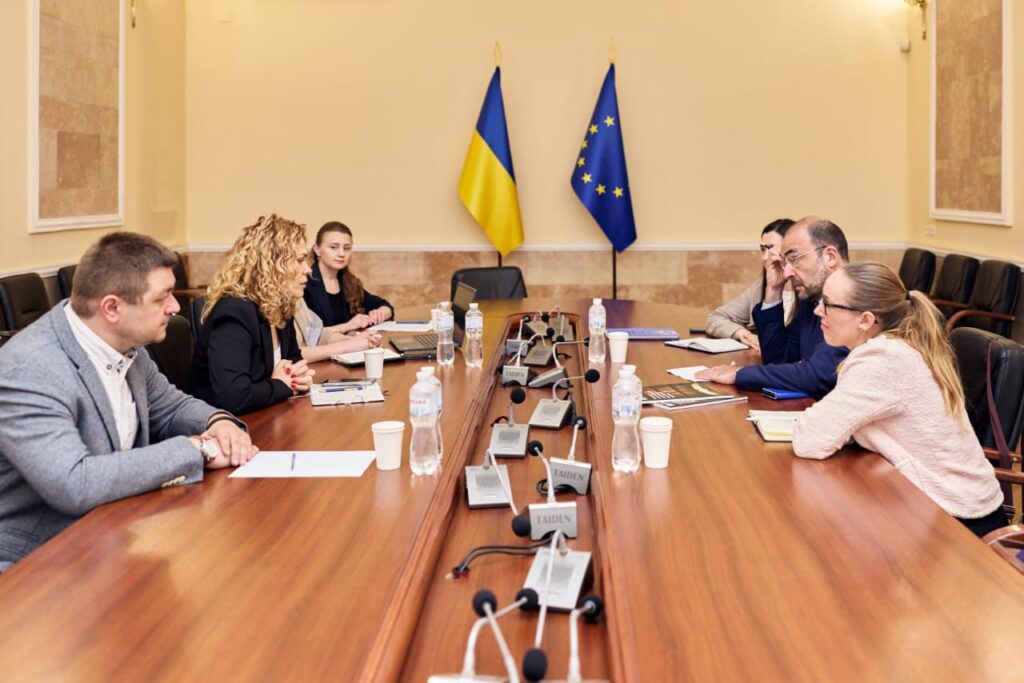Психологічна підтримка журналістів і нові виклики війни: Мінкульт і ЮНЕСКО окреслили пріоритети співпраці