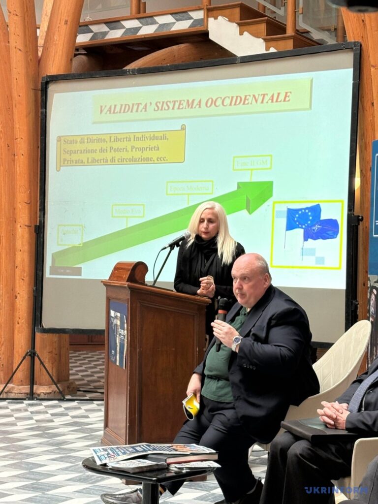 Журналістку Укрінформу Ольгу Звонарьову нагородили військовою премією Монтекатіні в Італії 3